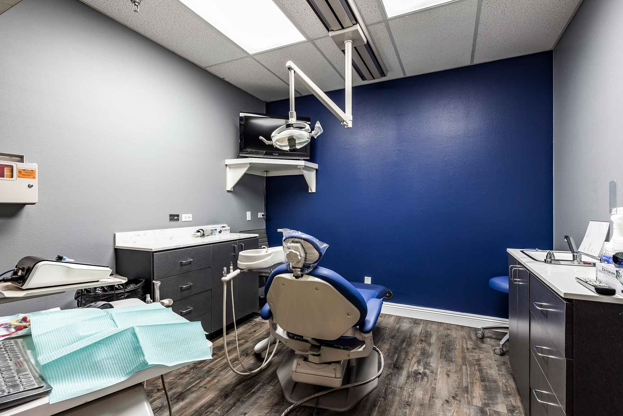 dental-office-patient-room-1
