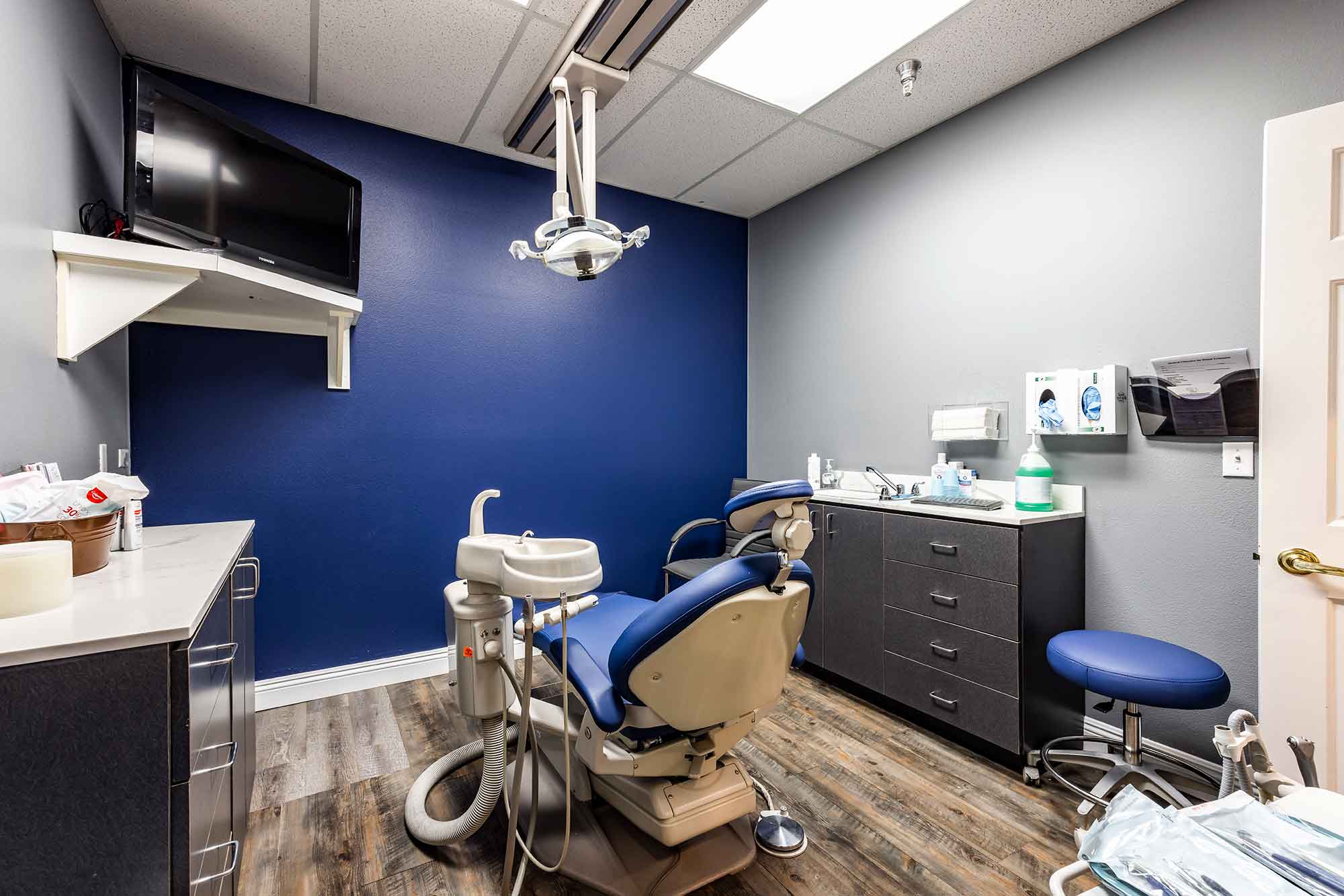 dental-office-patient-room-3