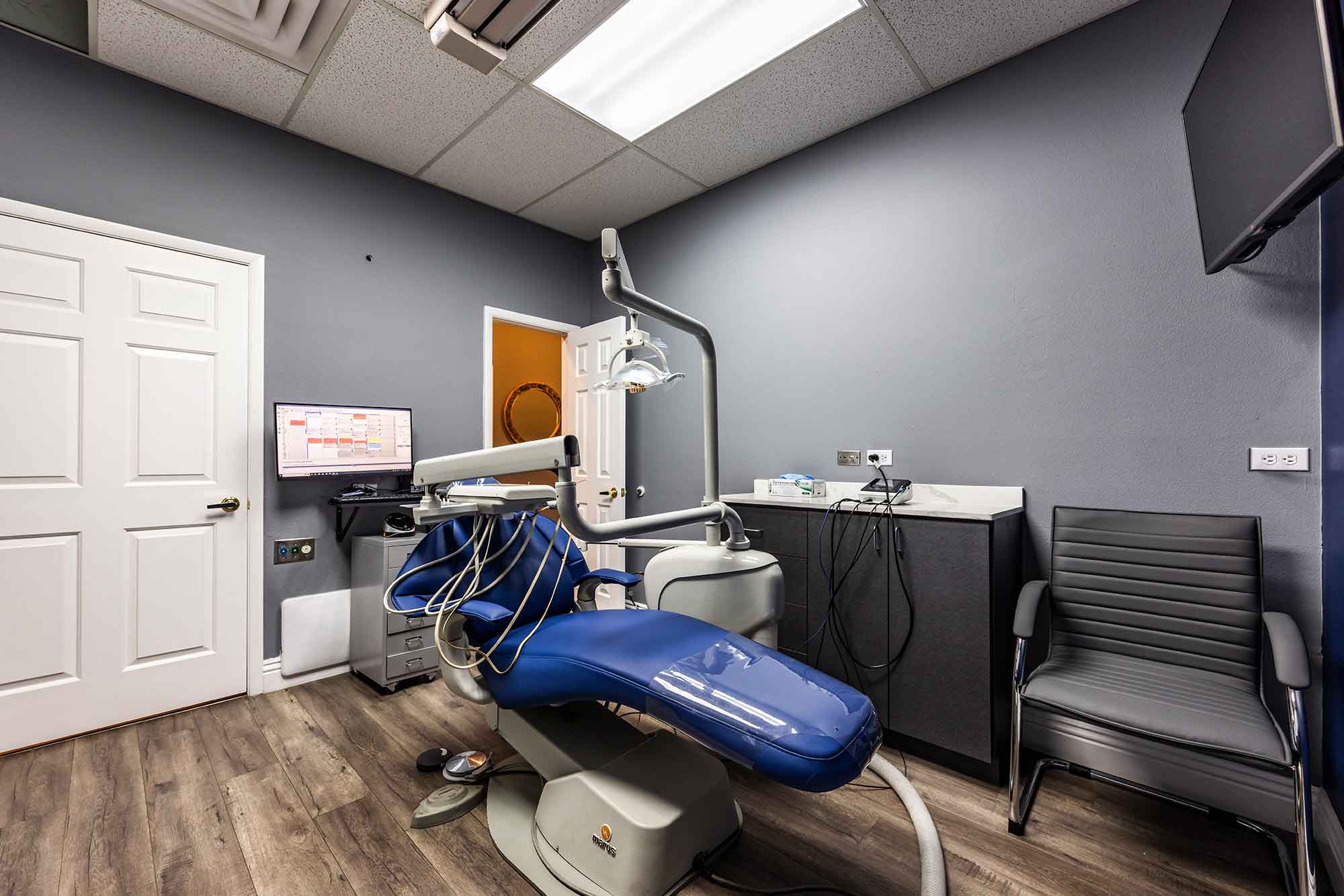 dental-office-patient-room-8