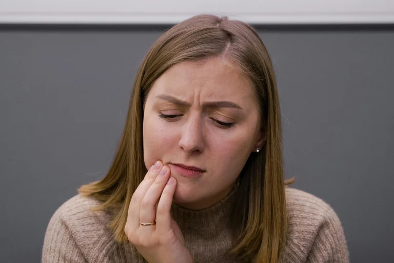 tooth pain looking for emergency dentist in las vegas